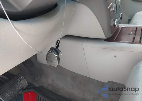 2012 Chevrolet Tahoe Ltz z USA, uszkodzony, nr VIN 1GNSKCE06CR323294